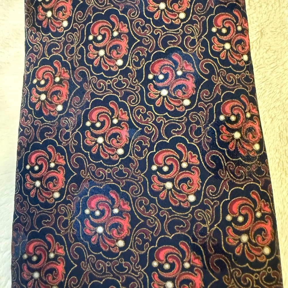Brioni Blue and Red Ornate Tie